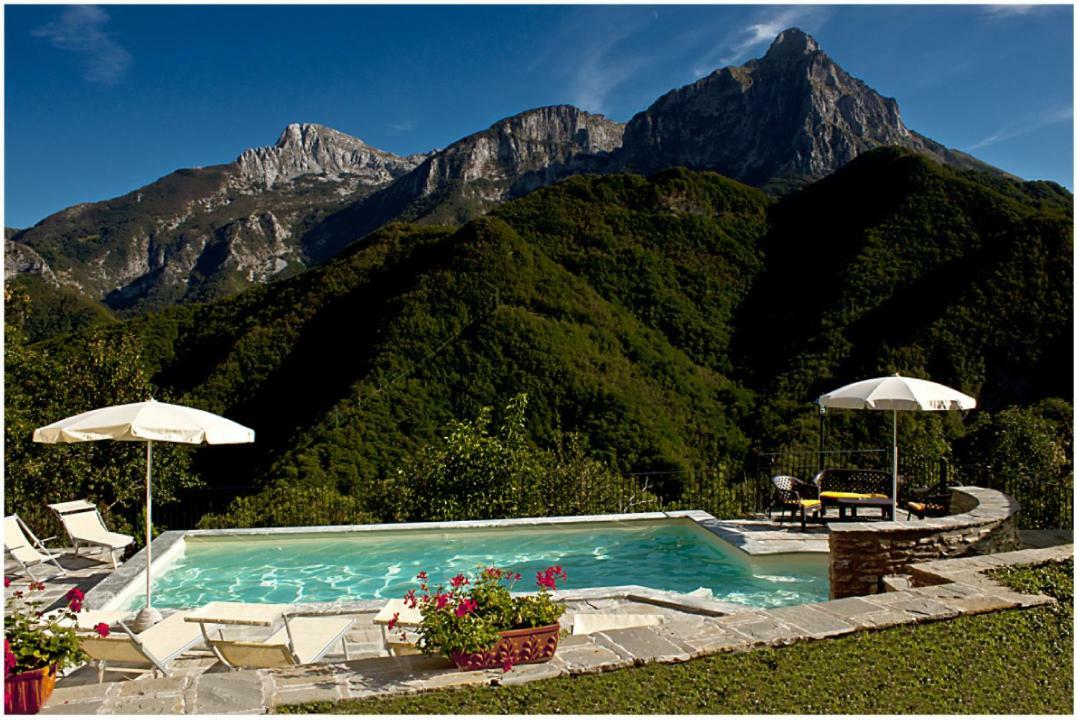 Borgo Delle Panie Bed & Breakfast Careggine Bagian luar foto