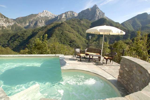 Borgo Delle Panie Bed & Breakfast Careggine Bagian luar foto