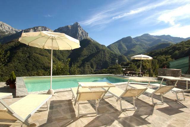 Borgo Delle Panie Bed & Breakfast Careggine Bagian luar foto