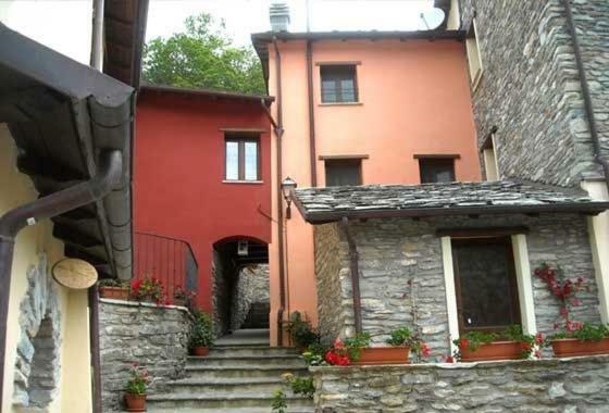 Borgo Delle Panie Bed & Breakfast Careggine Bagian luar foto