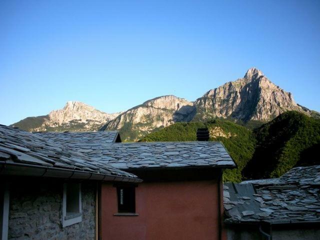 Borgo Delle Panie Bed & Breakfast Careggine Bagian luar foto
